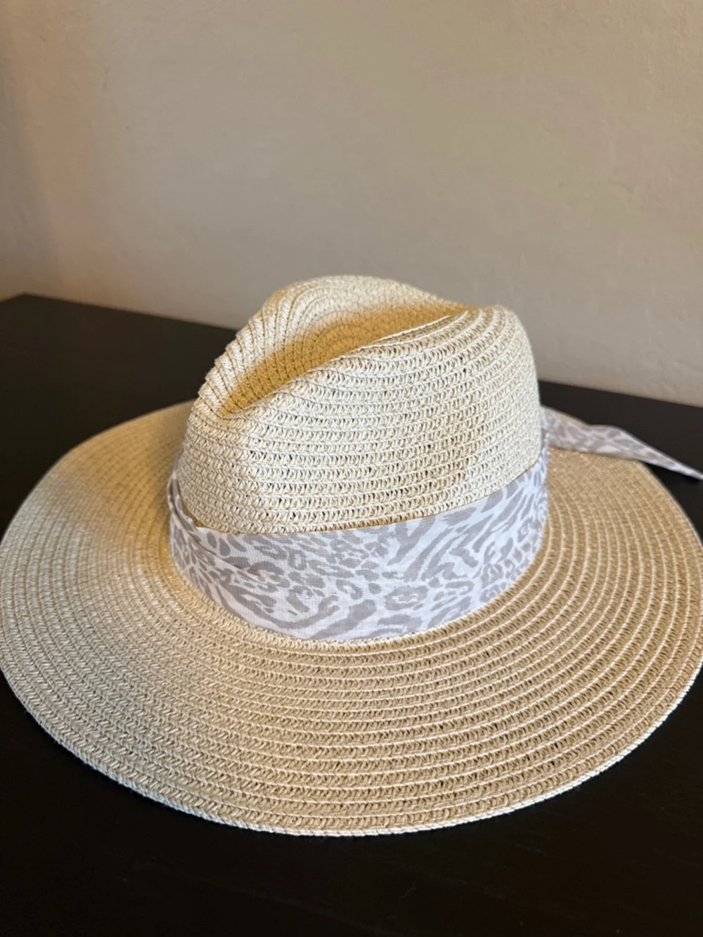 Vince Camuto Women’s Natural Sun Hat Animal Print Scarf Band NEW